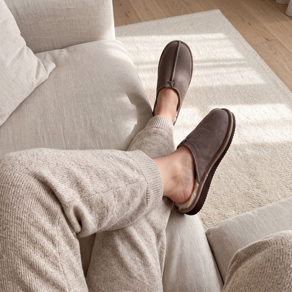 Kapcie Damskie Skórzane ALPINLINE Taupe z Wełną | PanSzew®