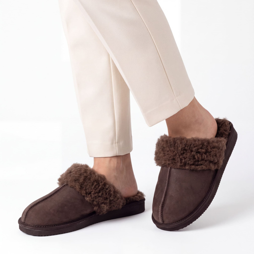 Ciepłe Kapcie Damskie Skórzane Bambosze ALPINLINE Choco | PanSzew®